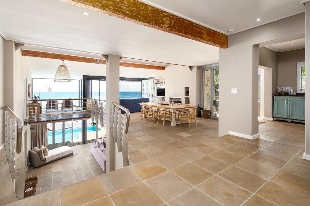 Villa Misty Cliffs スカボロー エクステリア 写真